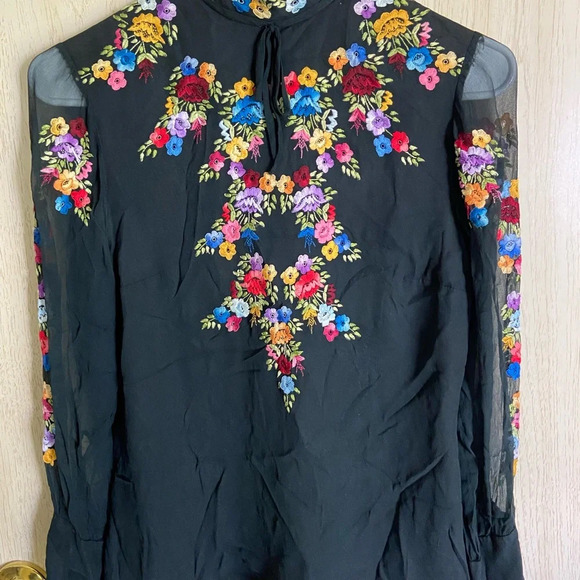 Gorgeous Floral Embroidered Black Blouse Salon Barbarita Bogata Columbia Sz Sm - Picture 1 of 12